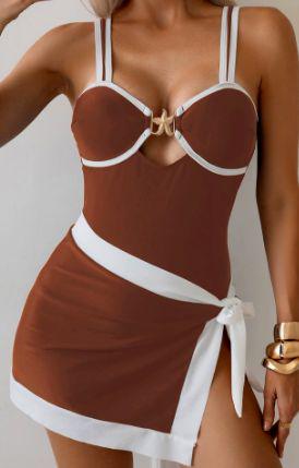 Traje de Baño Bandeau con Falda