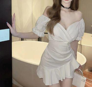 Vestido Cruzado con Vuelos